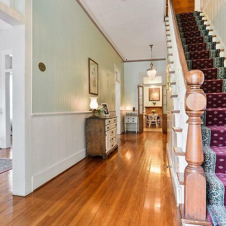 T'Frere'S Bed & Breakfast Lafayette Bagian luar foto