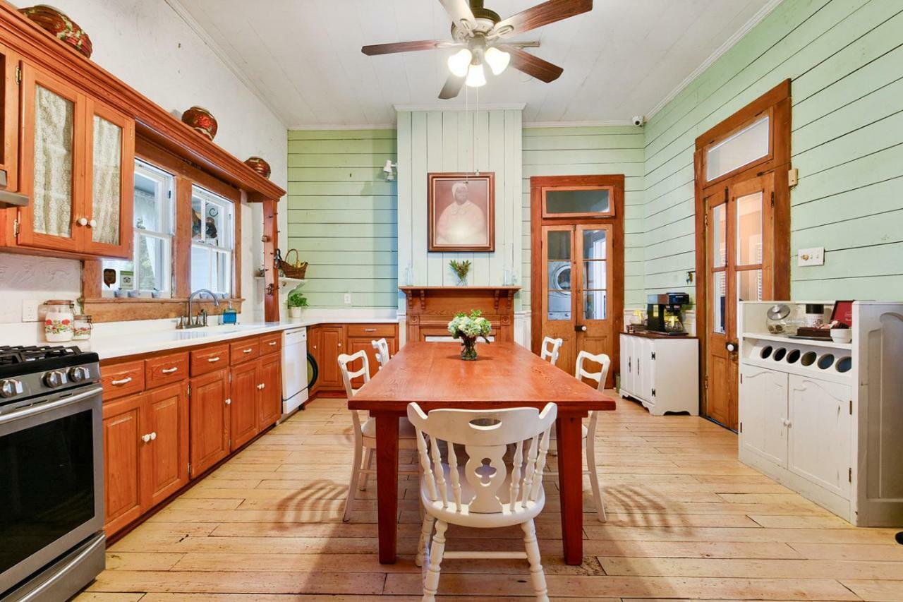 T'Frere'S Bed & Breakfast Lafayette Bagian luar foto