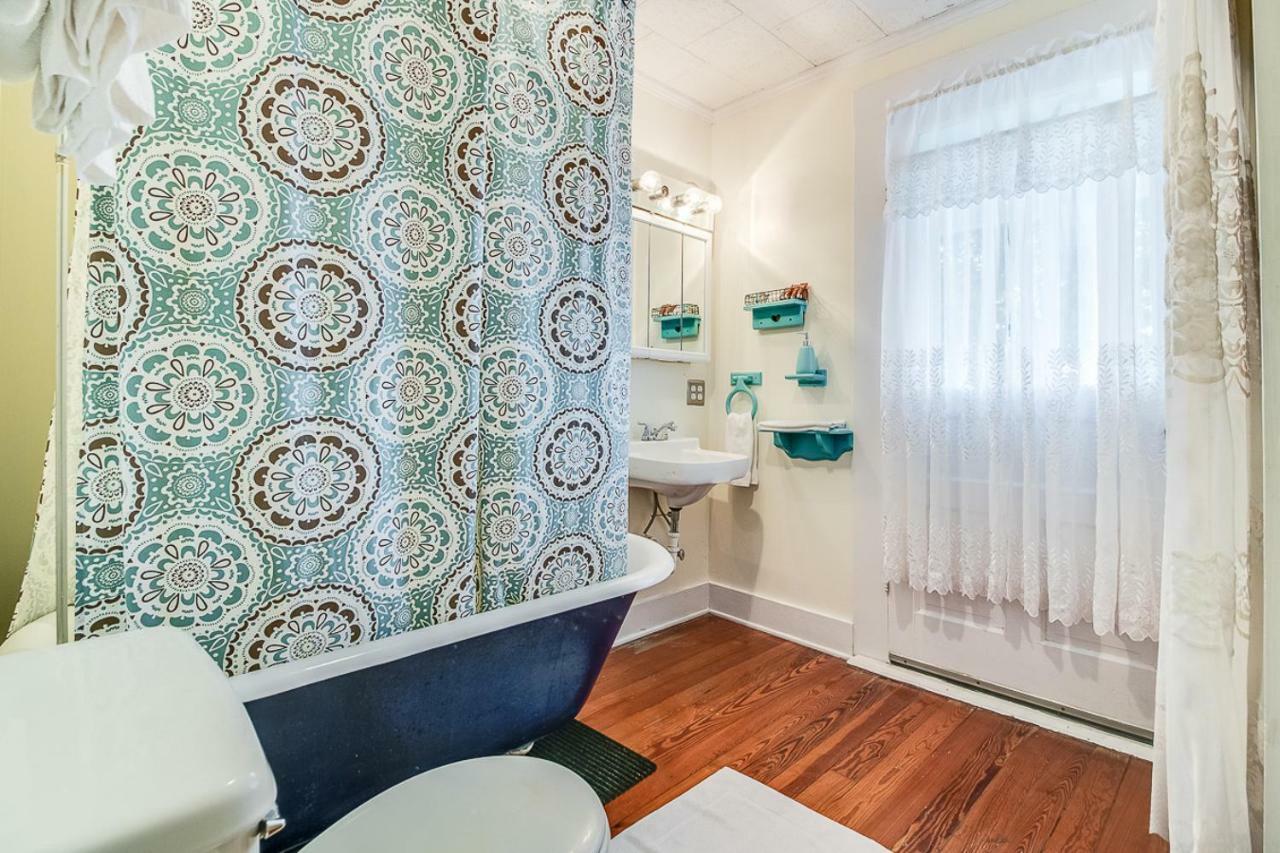 T'Frere'S Bed & Breakfast Lafayette Bagian luar foto